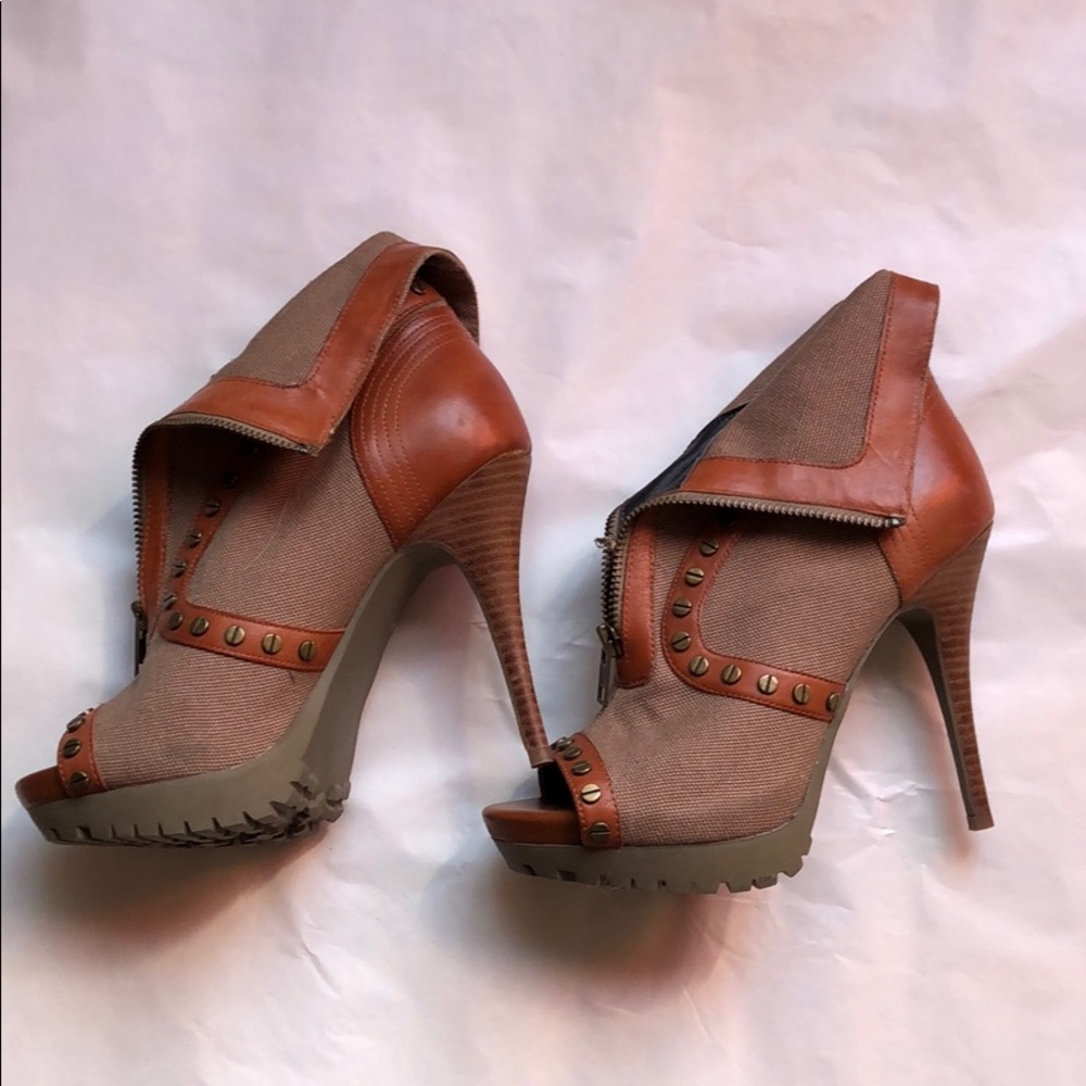 Women’s high heel booties